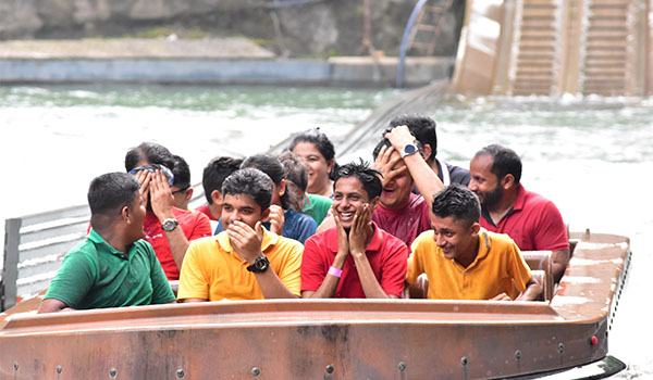 Spend-summer-in-water park-near-Mumbai