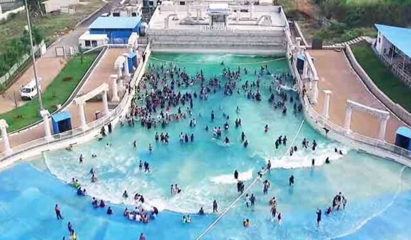 Vibe at Wavepool DJ Party