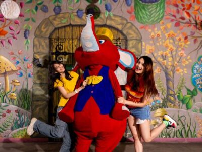 Mascot meet & greet